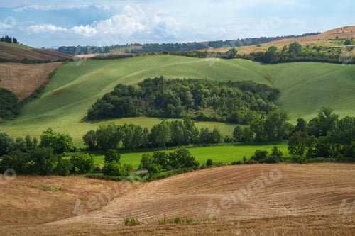 Preview: Rural landscape in Val d Orcia, Tuscany, at summer