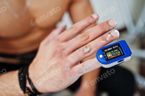 Preview: Muscular arab man