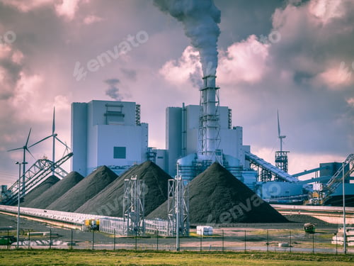 Preview: Old fashioned industrial coal powered electricity plant