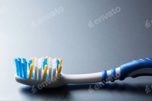 Preview: Colorful toothbrush