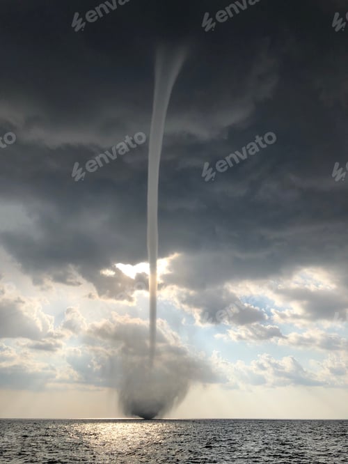 Preview: Tornado in Gazipaşa, Turkey