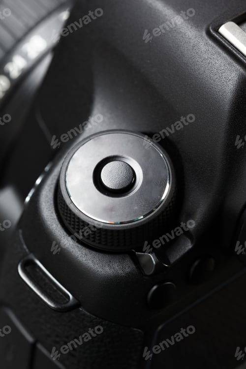 Preview: digital SLR camera