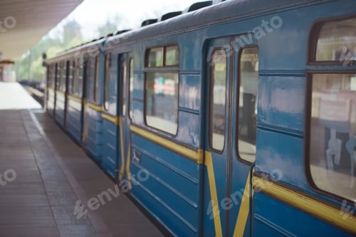 Preview: closeup view of train at outdoor subway station