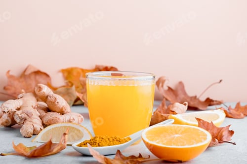 Visualização: Bebida imunológica com frutas cítricas, gengibre, açafrão