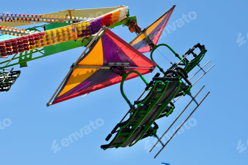 Preview: Hang glide amusement ride.