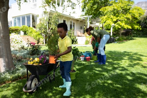 Preview: Family gardening together
