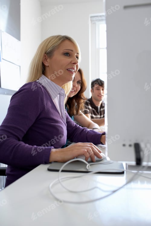 Preview: Office meeting