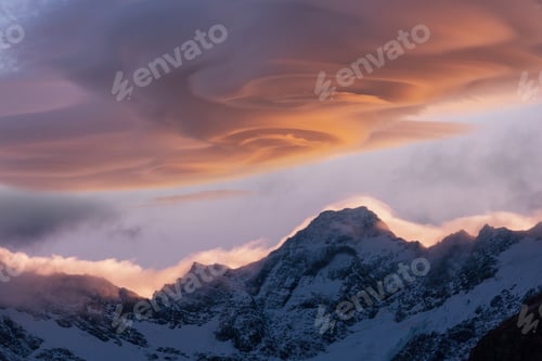 Preview: New Zealand mountains