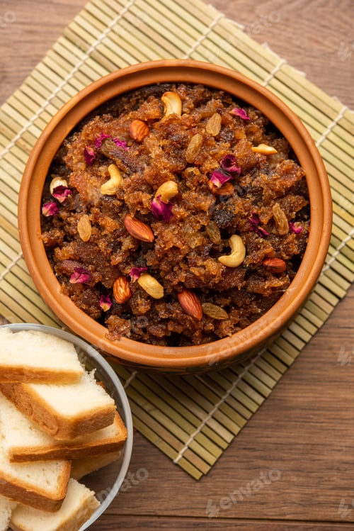 Preview: bread halwa also called halva, sheera, pudding or suji is an instant sweet dish from India