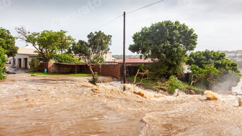 Preview: Flood in Bushmans River in South Africa