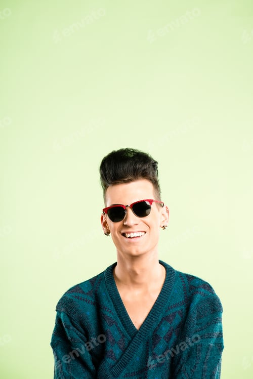 Preview: Cant see the haters with my sunglasses on