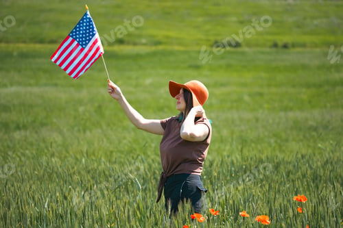 Preview: Woman with USA flag.