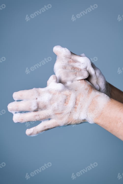 Preview: procedure for correct hand washing, step six