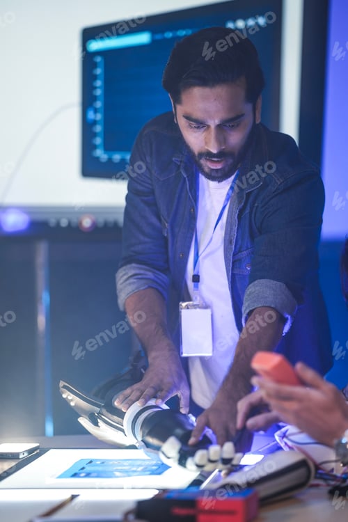 Preview: A startup team develops future medical technology. The diverse engineers test