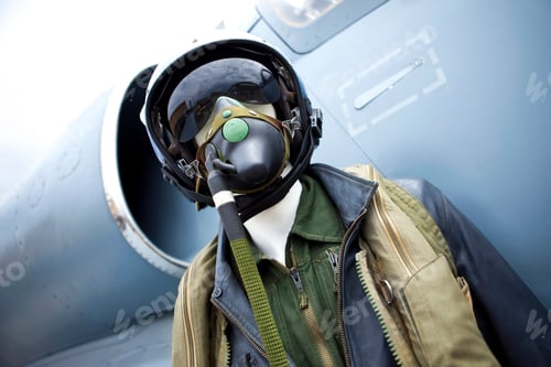 Preview: Bomber and fighter