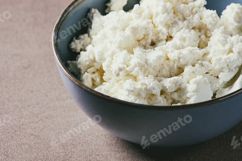 Preview: Bowl of cottage cheese