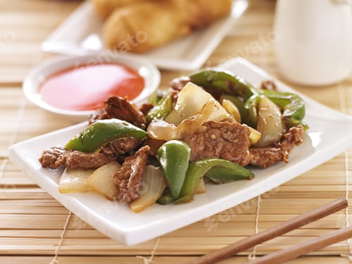 Preview: Chinese food - Pepper beef at restaurant