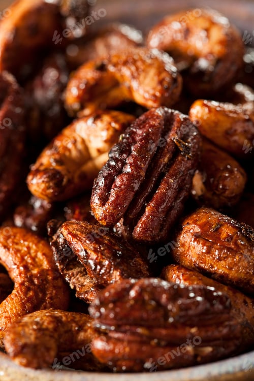 Preview: Brown Candied Caramelized Nuts