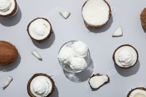 Preview: Summer dessert - ice cream, ice cream with coconut