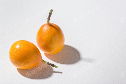 Preview: passion fruit on white background - Passiflora ligularis