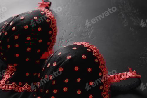 Preview: Black bustier underwear for romantic dating and Valentine's day.