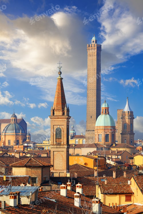 Preview: Bologna, Italy Rooftop Skyline and Famous Towers