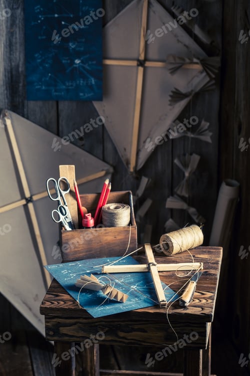 Preview: Small kite and things to make it