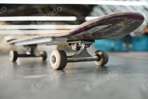 Preview: Shabby skateboard