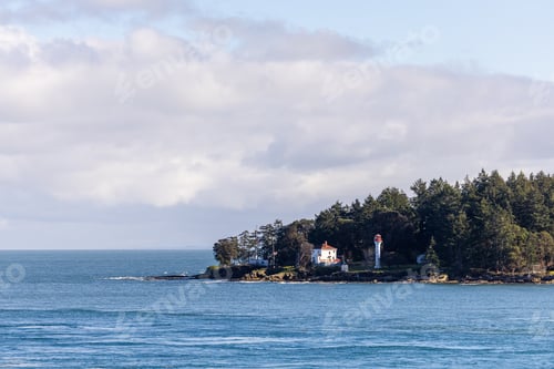 Preview: Picturesque Lighthouse on Gulf Islands Coastline in British Columbia