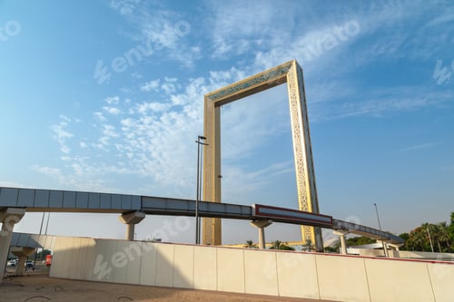 Preview: Dubai Frame in Zabeel Park in Dubai