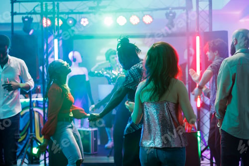 Preview: Party dancers making moves on dancefloor