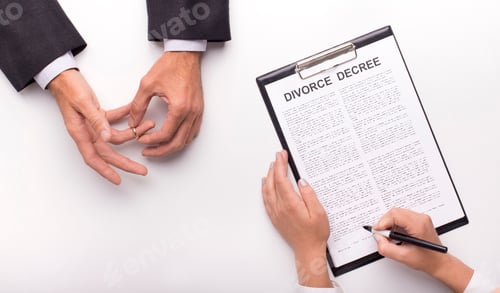 Preview: Lawyer draw up divorce decree on planner