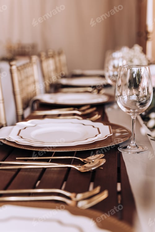 Preview: Elegant table scape setting for formal event