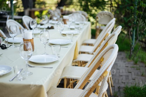 Preview: Elegant light table set outdoors