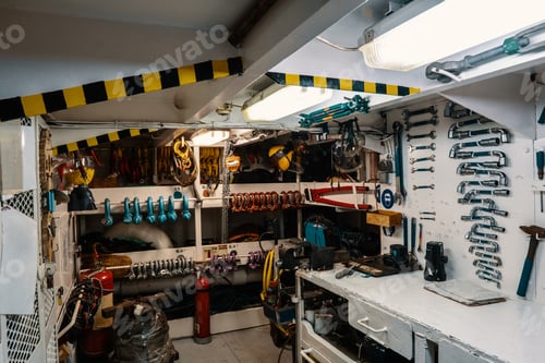 Preview: Ship workshop or instrument store. Many different tools