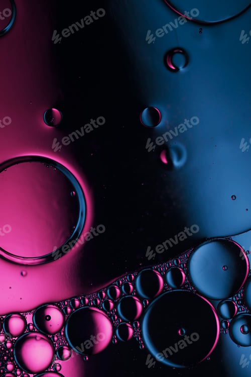 Vorschau: abstrakter dunkler Hintergrund mit lebendigen futuristischen Farben