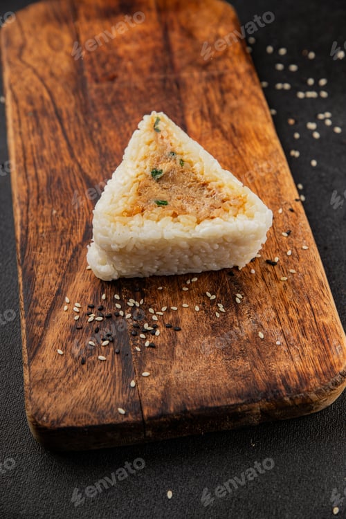 Preview: Onigiri sushi tuna stuffing Japanese food natural tasty snack fresh delicious gourmet food