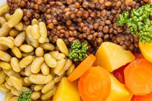 Vista previa: Vegetarian main course vegetables lentils, beans, potatoes, carrots tasty fresh delicious gourmet