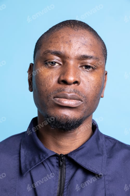 Preview: Portrait of cheerful confident security guard feels proud of his duties
