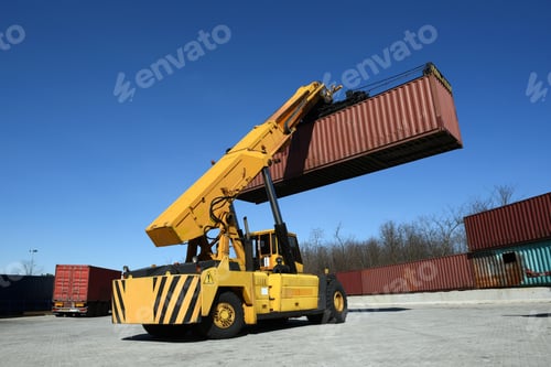 Preview: Autoloader carrying container