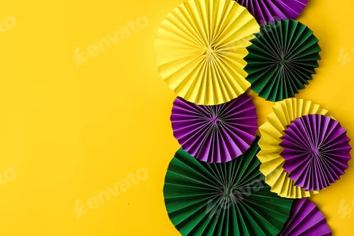 Preview: Mardi Gras.Colorful group of Mardi Gras or venetian mask on yellow,Mardi gras carnival decoration be