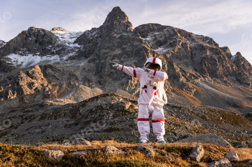 Preview: Astronaut exploring a new planet.