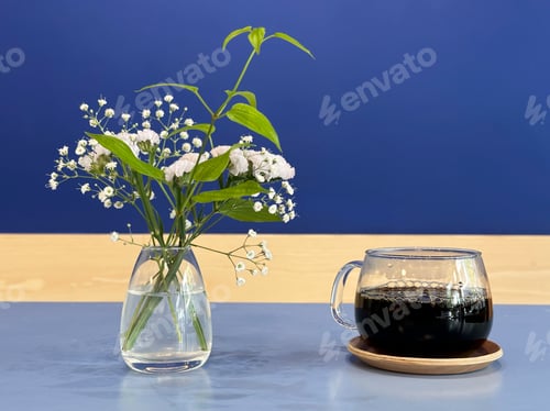 Preview: Coffee cup and flower pot