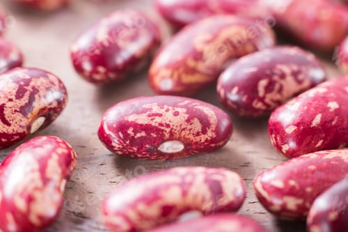 Preview: red bean in bowl on the table, Phaseolus vulgaris