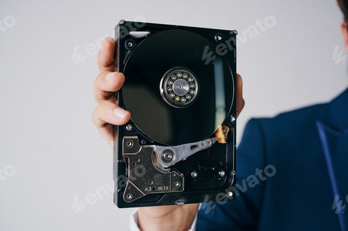Preview: large format hard disk information service technology