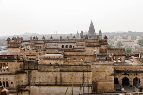 Preview: Historic Orchha Fort in India, with its intricate architecture and majestic walls