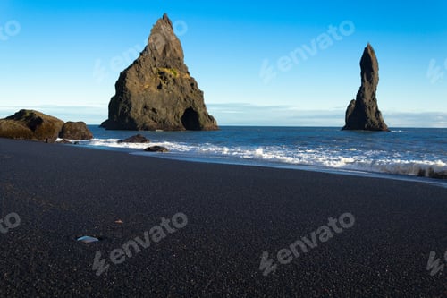 Preview: Black beach in Island