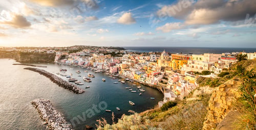 Preview: beautiful italian island procida