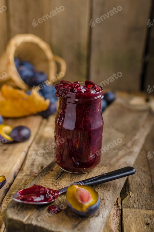 Preview: Domestic plum jam