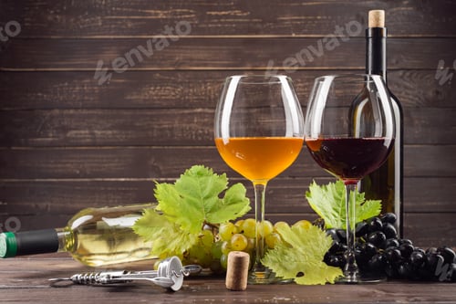 Preview: Wine bottle and grape on wooden table